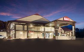 Red Roof Inn Crossville